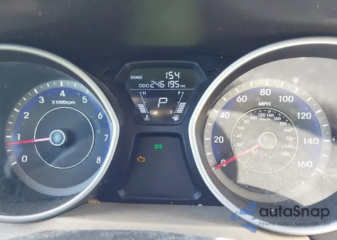 2013 Hyundai Elantra Gls z USA, uszkodzony, nr VIN KMHDH4AE4DU735957